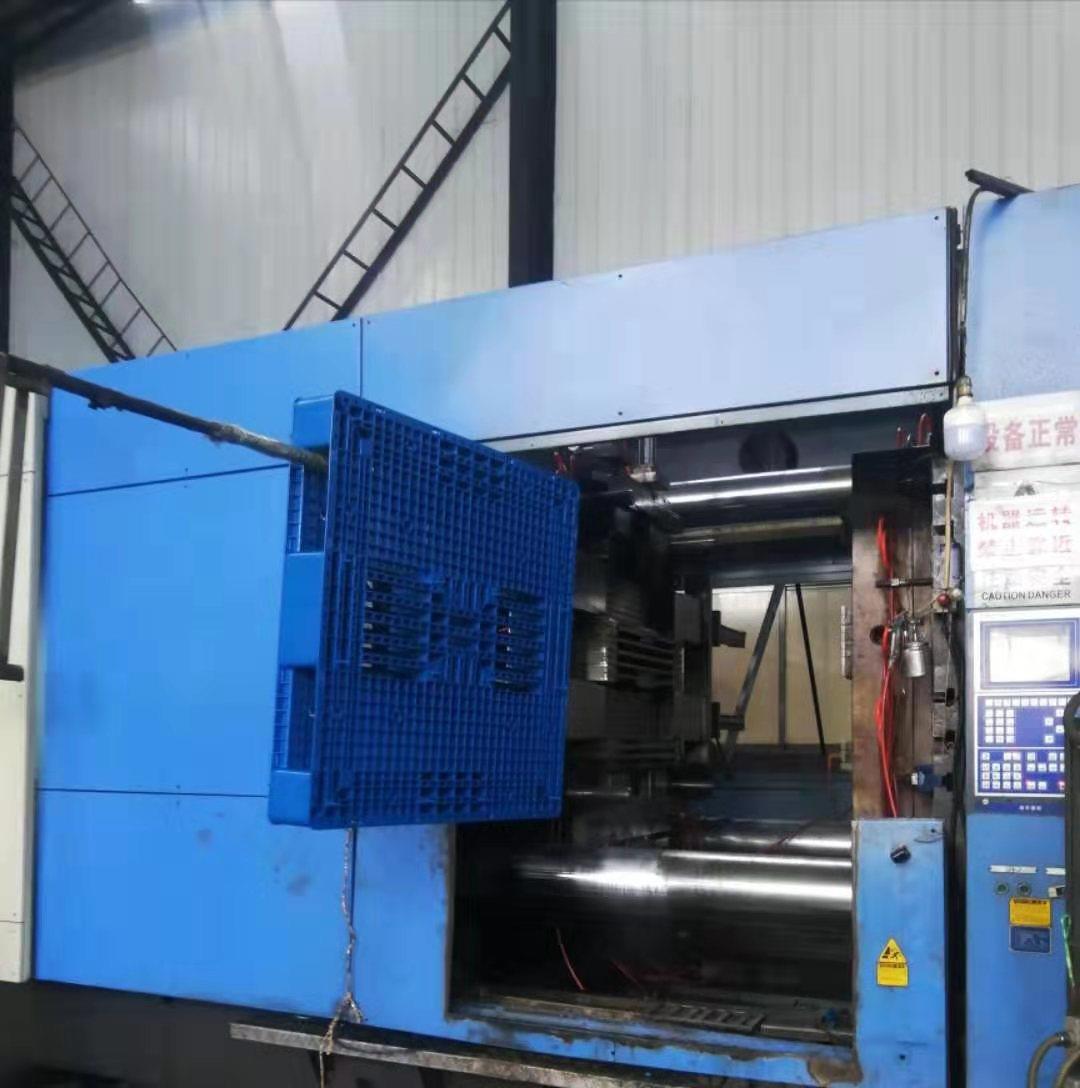 Plastic Pallet With Steels Plastic Pallet With Steels